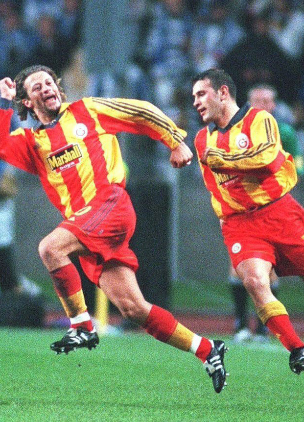 1999/00 Forma Seti Premium T-shirt - Siyah