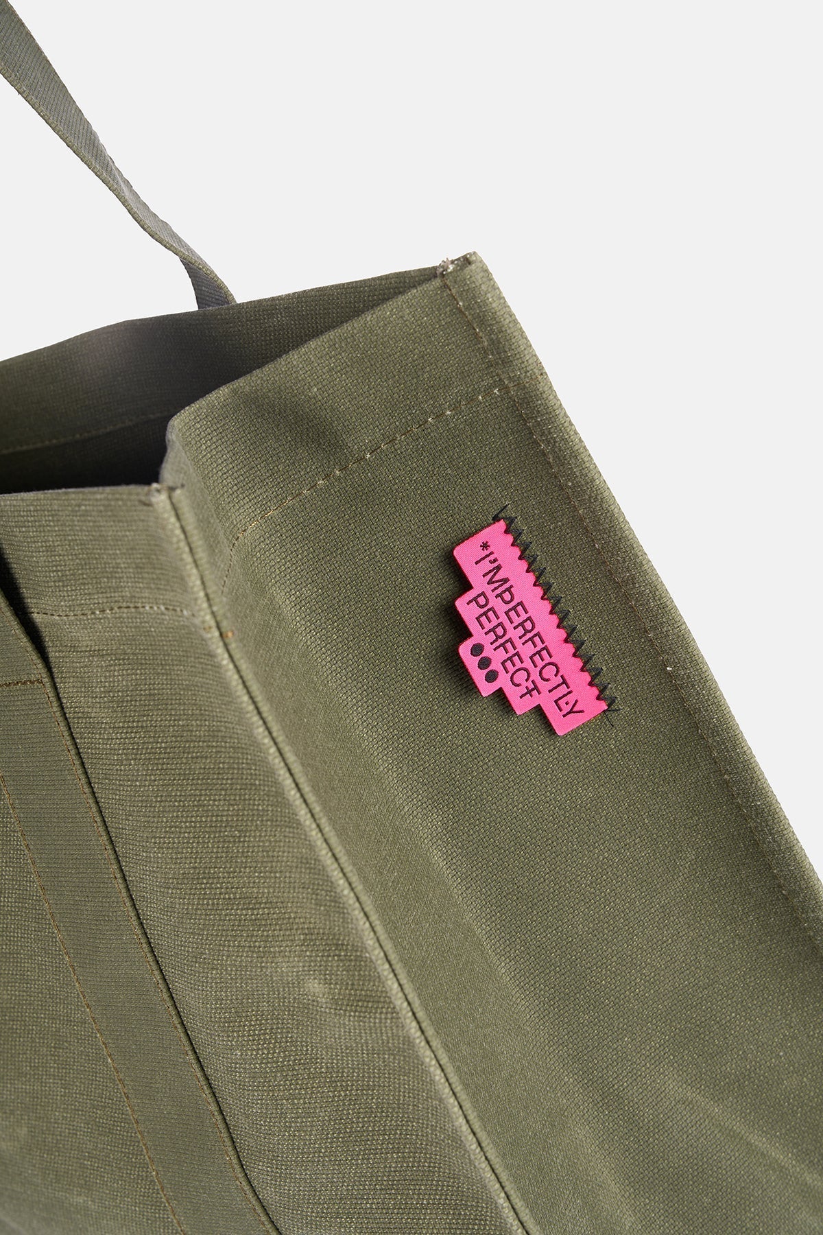 Imperfectly Perfect Maxi Handy Çanta - Haki