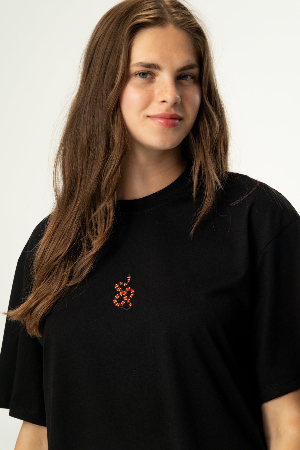 Mercan Yılanı Oversize Light-Weight T-Shirt - Siyah