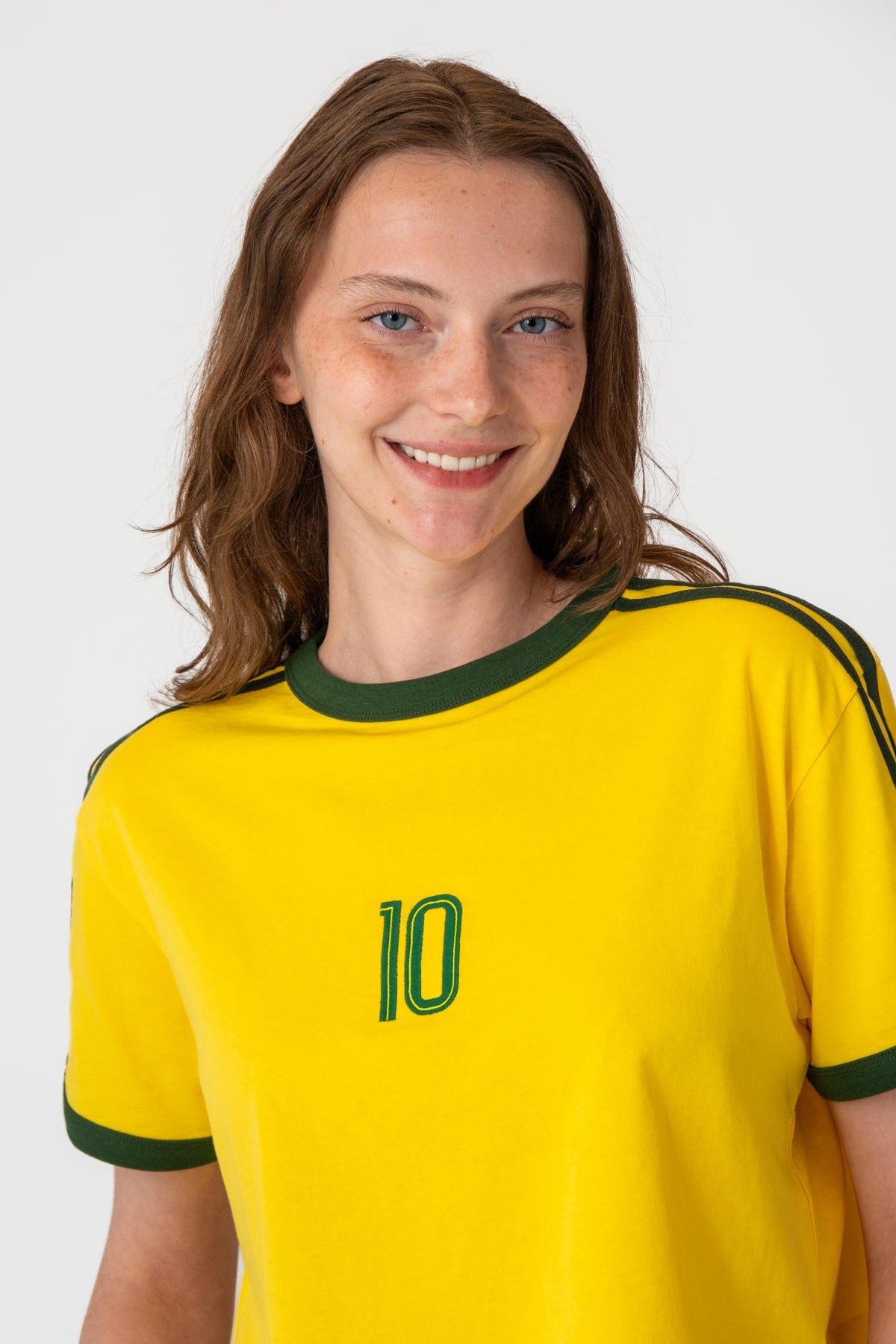Samba 10 Light-Weight Crop T-Shirt  - Sarı