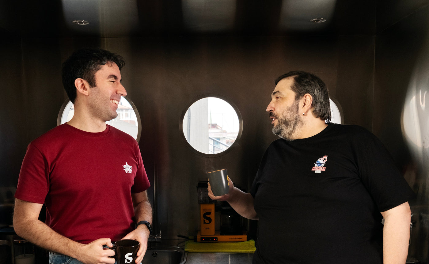 Amerikan Mutfak Logo Premium T-shirt - Bordo